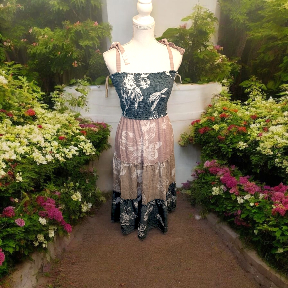 Floral Tiered Maxi Dress